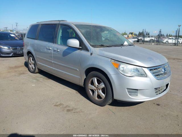  Salvage Volkswagen Routan