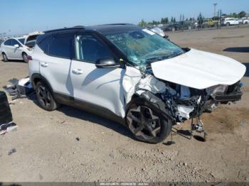  Salvage Kia Seltos