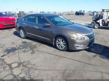  Salvage Nissan Altima