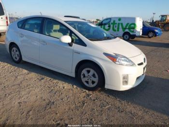  Salvage Toyota Prius