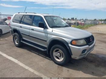  Salvage Mitsubishi Montero Sport