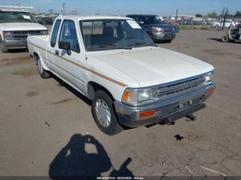  Salvage Toyota Pickup