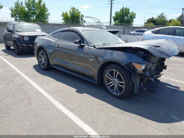  Salvage Ford Mustang