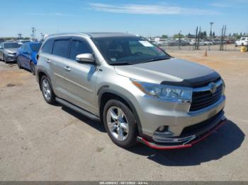  Salvage Toyota Highlander