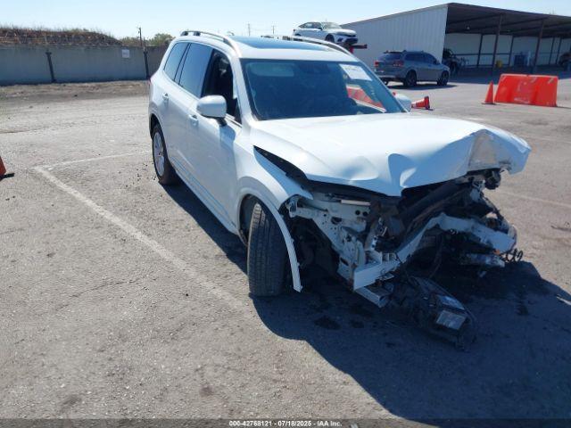  Salvage Volvo XC90