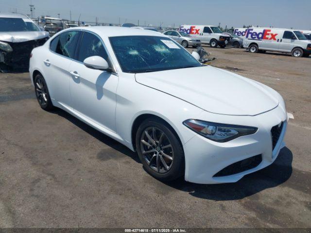  Salvage Alfa Romeo Giulia
