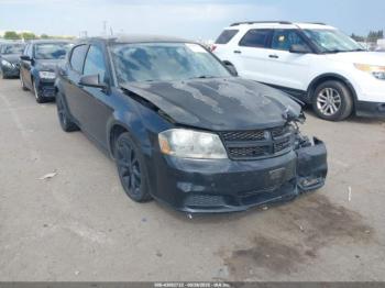  Salvage Dodge Avenger