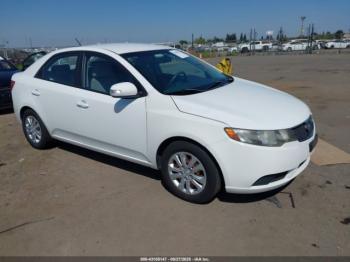  Salvage Kia Forte