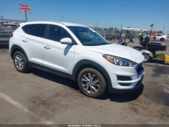  Salvage Hyundai TUCSON