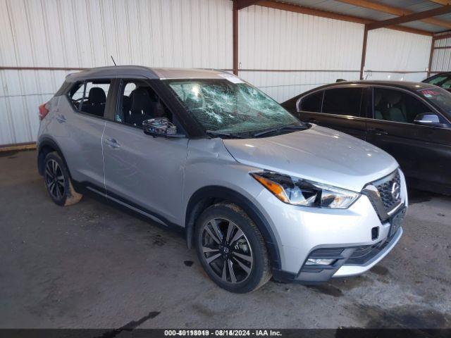  Salvage Nissan Kicks