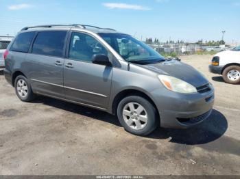  Salvage Toyota Sienna