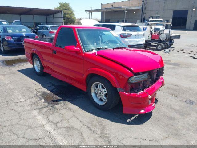 Salvage Chevrolet S-10