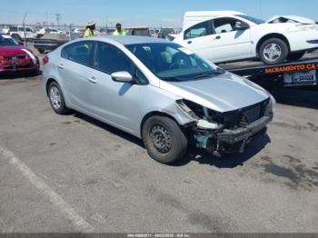  Salvage Kia Forte