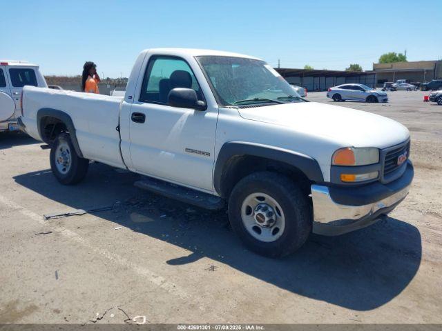  Salvage GMC Sierra 2500