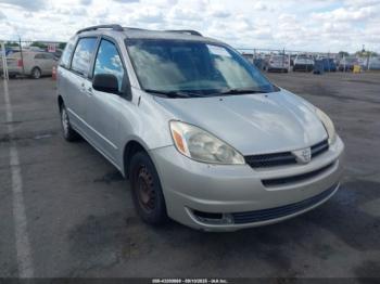  Salvage Toyota Sienna