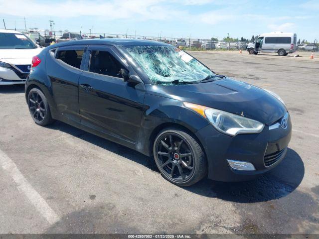  Salvage Hyundai VELOSTER