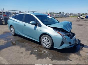  Salvage Toyota Prius