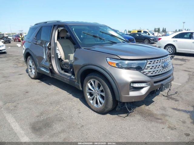  Salvage Ford Explorer