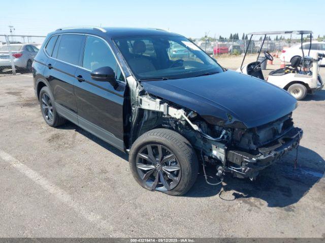  Salvage Volkswagen Tiguan