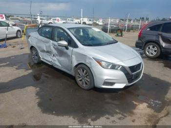  Salvage Nissan Versa