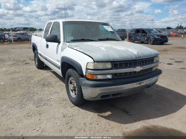  Salvage Chevrolet Silverado 1500