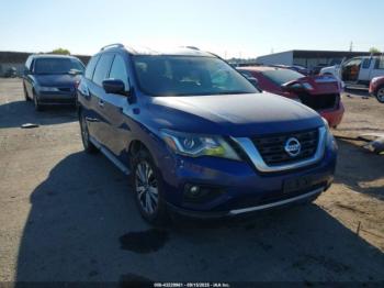  Salvage Nissan Pathfinder