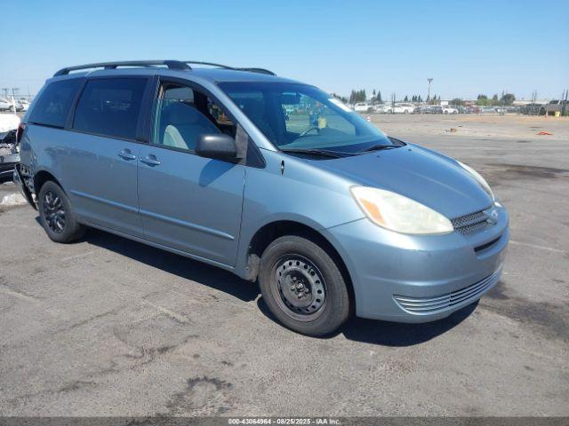  Salvage Toyota Sienna
