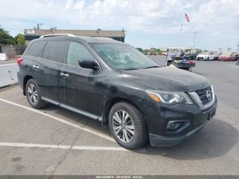  Salvage Nissan Pathfinder