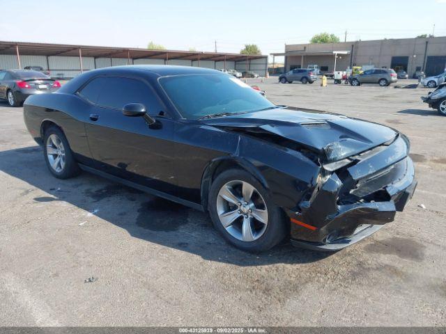  Salvage Dodge Challenger