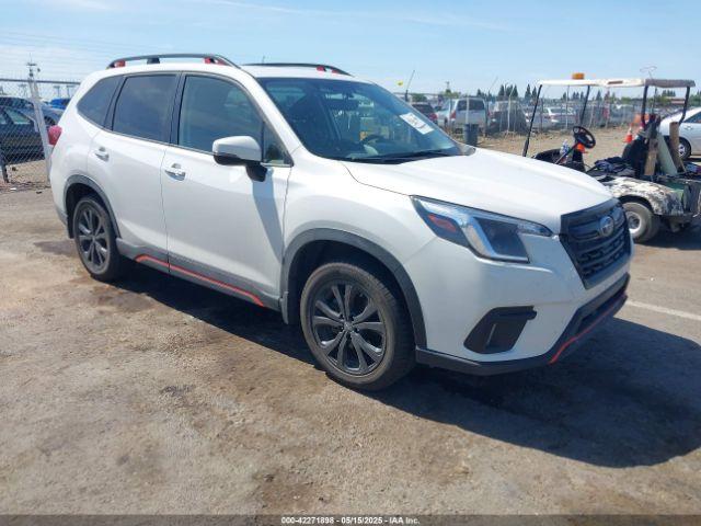  Salvage Subaru Forester