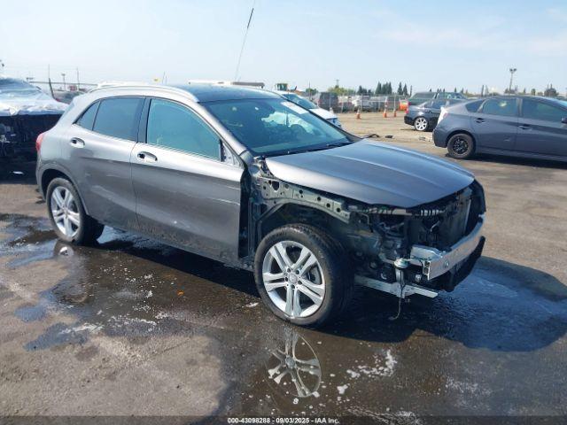 Salvage Mercedes-Benz GLA