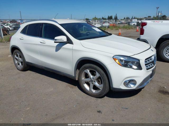  Salvage Mercedes-Benz GLA