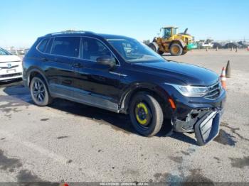  Salvage Volkswagen Tiguan