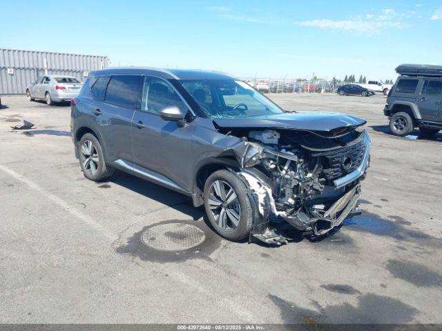  Salvage Nissan Rogue