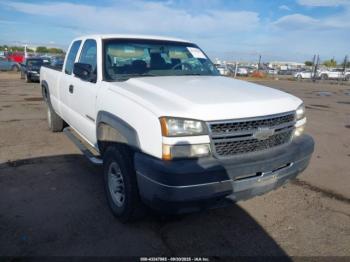  Salvage Chevrolet Silverado 2500