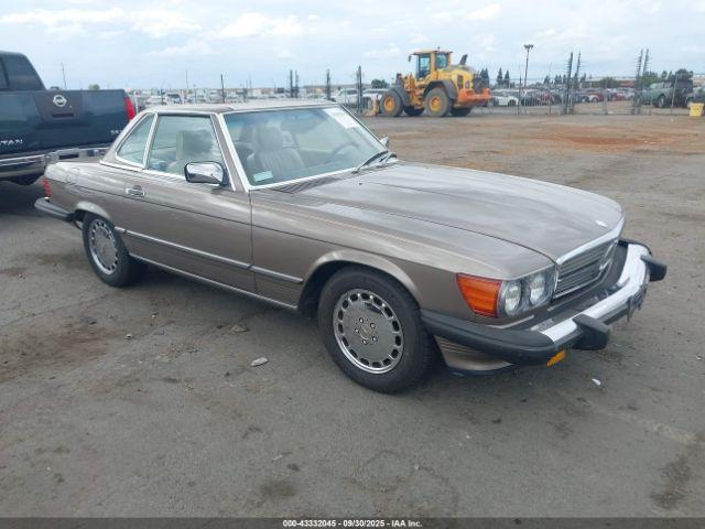  Salvage Mercedes-Benz 560