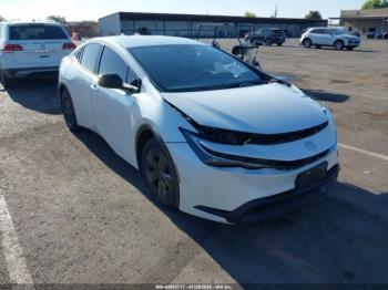  Salvage Toyota Prius