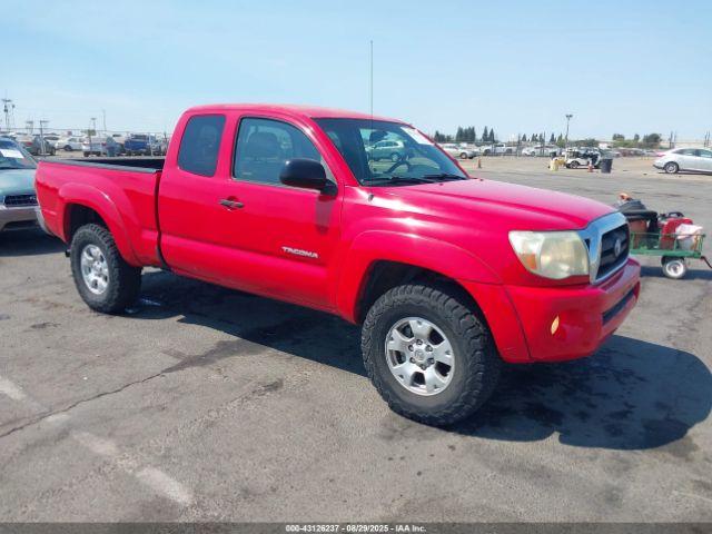  Salvage Toyota Tacoma