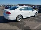 Volkswagen Passat 1.8t Se Image 4