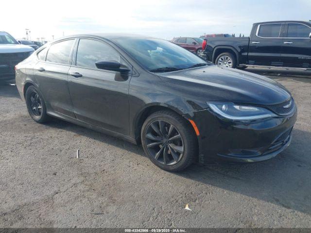  Salvage Chrysler 200