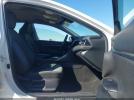 Toyota Camry Le Image 2