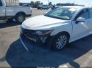 Toyota Camry Le Image 14