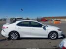 Toyota Camry Le Image 17