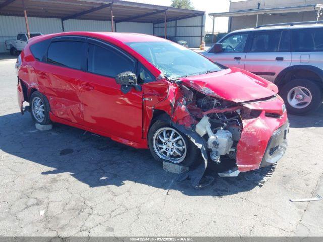  Salvage Toyota Prius v