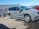 Chrysler Pacifica Touring L Image 12