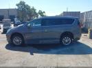 Chrysler Pacifica Touring L Image 10