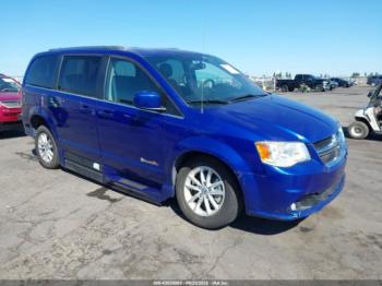  Salvage Dodge Grand Caravan