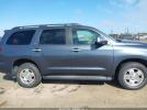 Toyota Sequoia Platinum 5.7l V8 Image 11