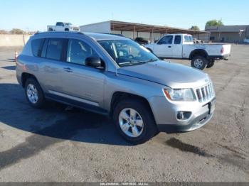  Salvage Jeep Compass