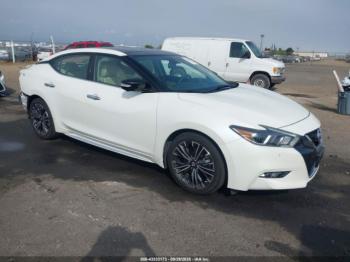  Salvage Nissan Maxima